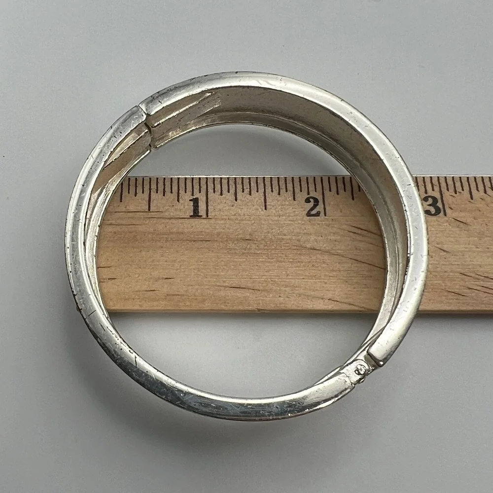 Enamel Bangle Black‎ and Cream Enamel Silver Tone Clamper Bracelet